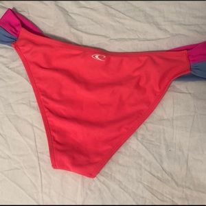 Rosy vintage looking color block bikini bottoms